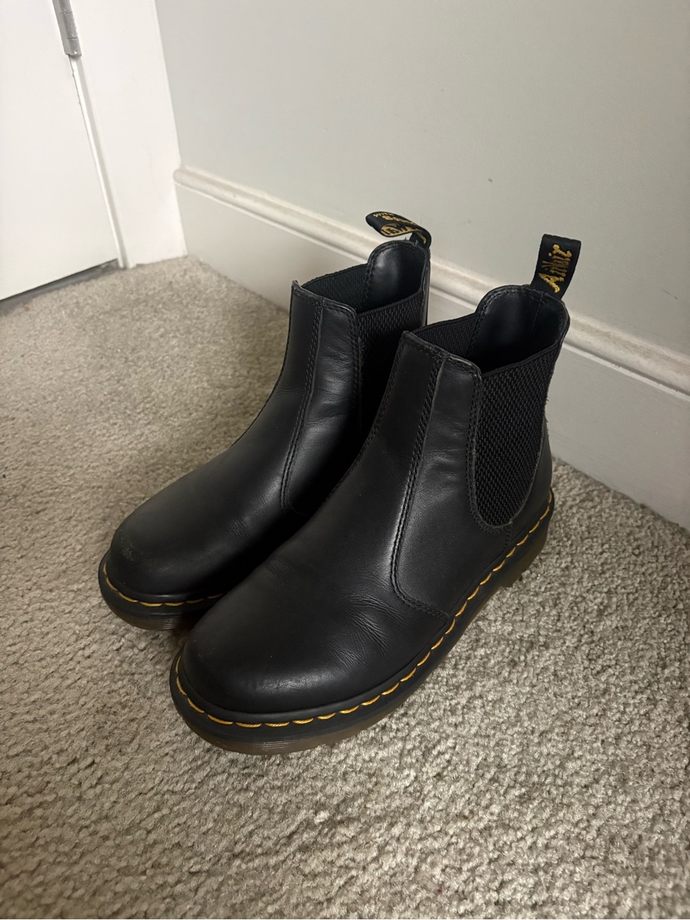 Dr. Martens Chelsea Boot